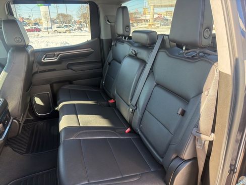 Used 2023 Chevrolet Silverado 1500 LTZ image 19