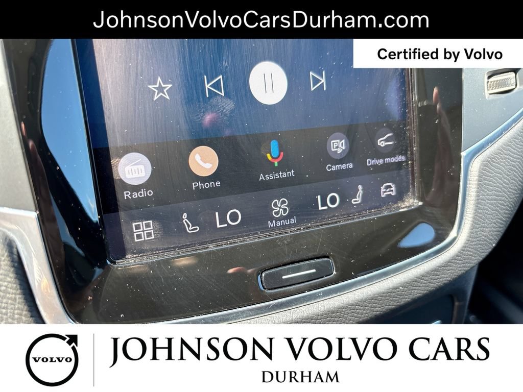 Used 2025 Volvo XC90 B5 Core AWD/4WD image 18