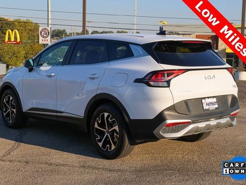Used 2024 Kia Sportage EX image 5