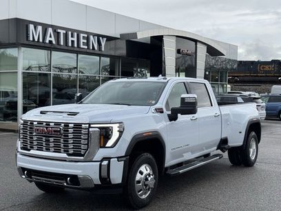 New 2026 GMC Sierra 3500 Denali w/ Denali Reserve Package