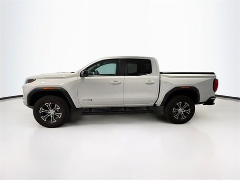 Used 2023 GMC Canyon AT4 w/ Technology Package image 4