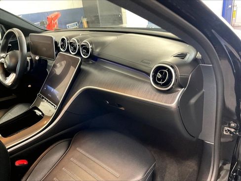 Used 2023 Mercedes-Benz C 300 4MATIC Sedan image 13