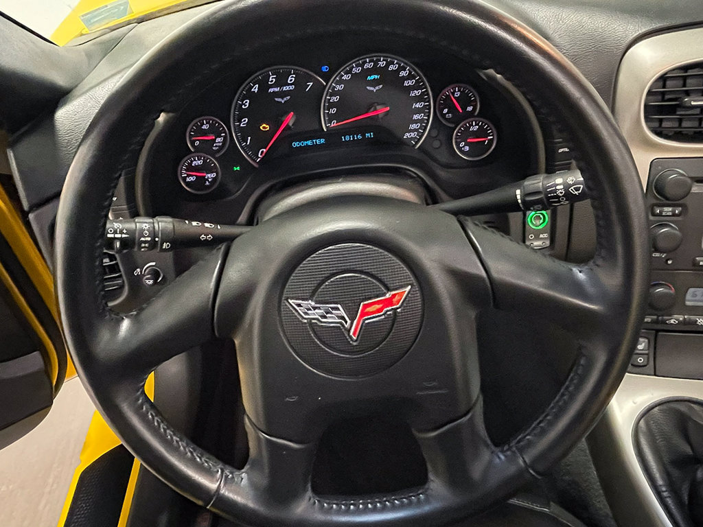 Used 2005 Chevrolet Corvette Convertible w/ Preferred Equipment Group RWD image 67