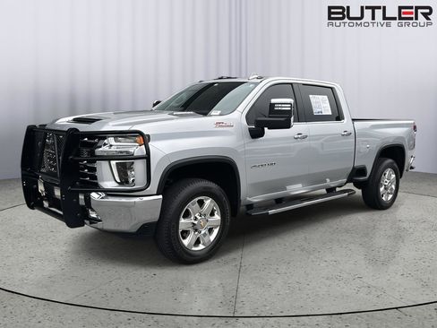 Used 2022 Chevrolet Silverado 2500 LTZ w/ LTZ Convenience Package image 2