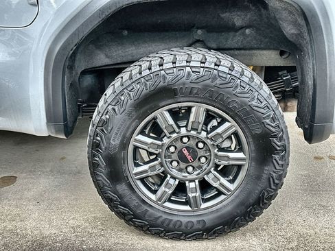 Certified 2024 GMC Sierra 1500 AT4X image 34