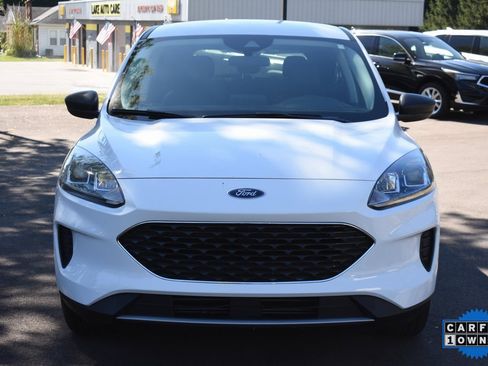 Used 2022 Ford Escape SE w/ Cold Weather Package image 3