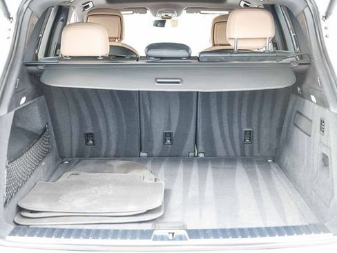 Used 2024 Porsche Cayenne image 27