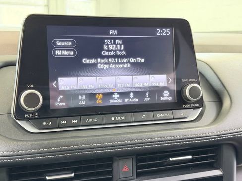 Used 2023 Nissan Rogue SV AWD/4WD image 50