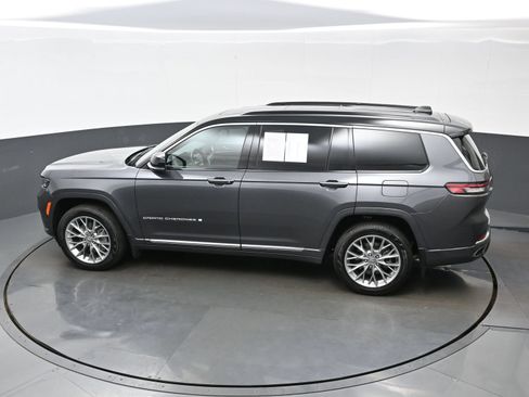 Used 2025 Jeep Grand Cherokee L Summit w/ MOPAR Finishing Package AWD/4WD image 40
