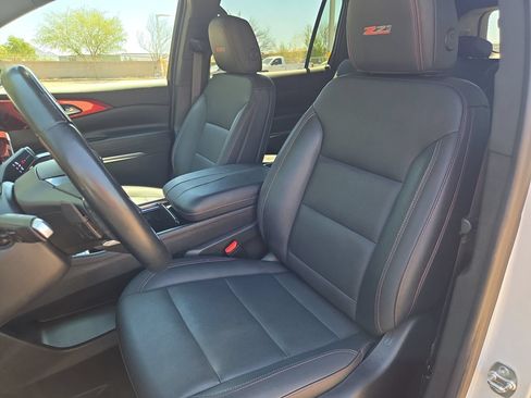 Used 2024 Chevrolet Traverse Z71 w/ Enhanced Driving Package AWD/4WD image 15