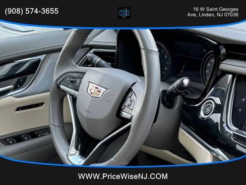 Used 2020 Cadillac XT6 Premium Luxury image 10