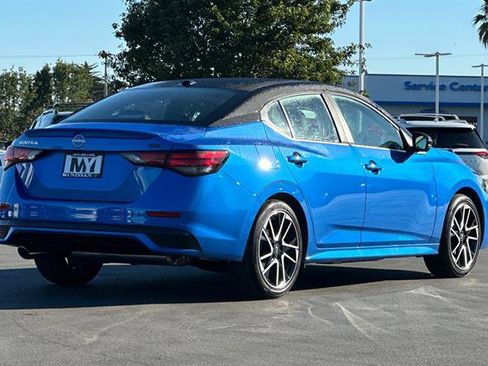 New 2025 Nissan Sentra SR w/ SR Premium Package image 4