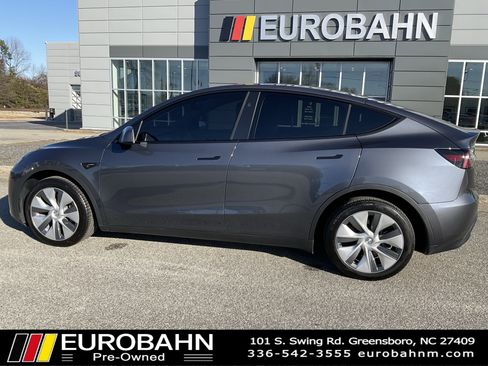 Used 2023 Tesla Model Y Long Range image 27