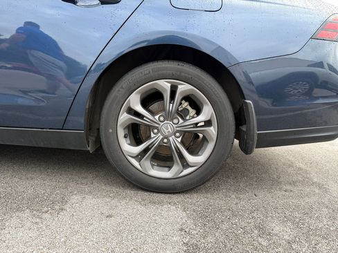 Used 2023 Honda Accord EX image 10