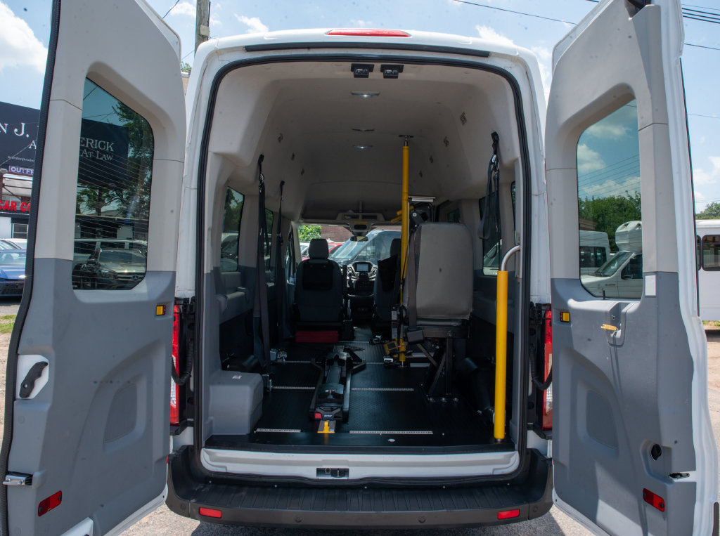 Used 2017 Ford Transit 350 XL RWD image 12