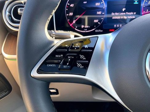 Used 2025 Mercedes-Benz C 300 4MATIC Sedan image 20