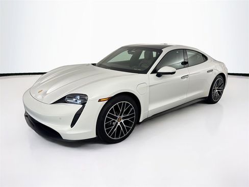 Used 2022 Porsche Taycan image 1