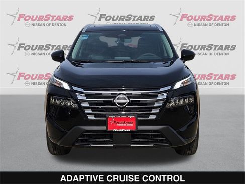 New 2026 Nissan Rogue SV image 10