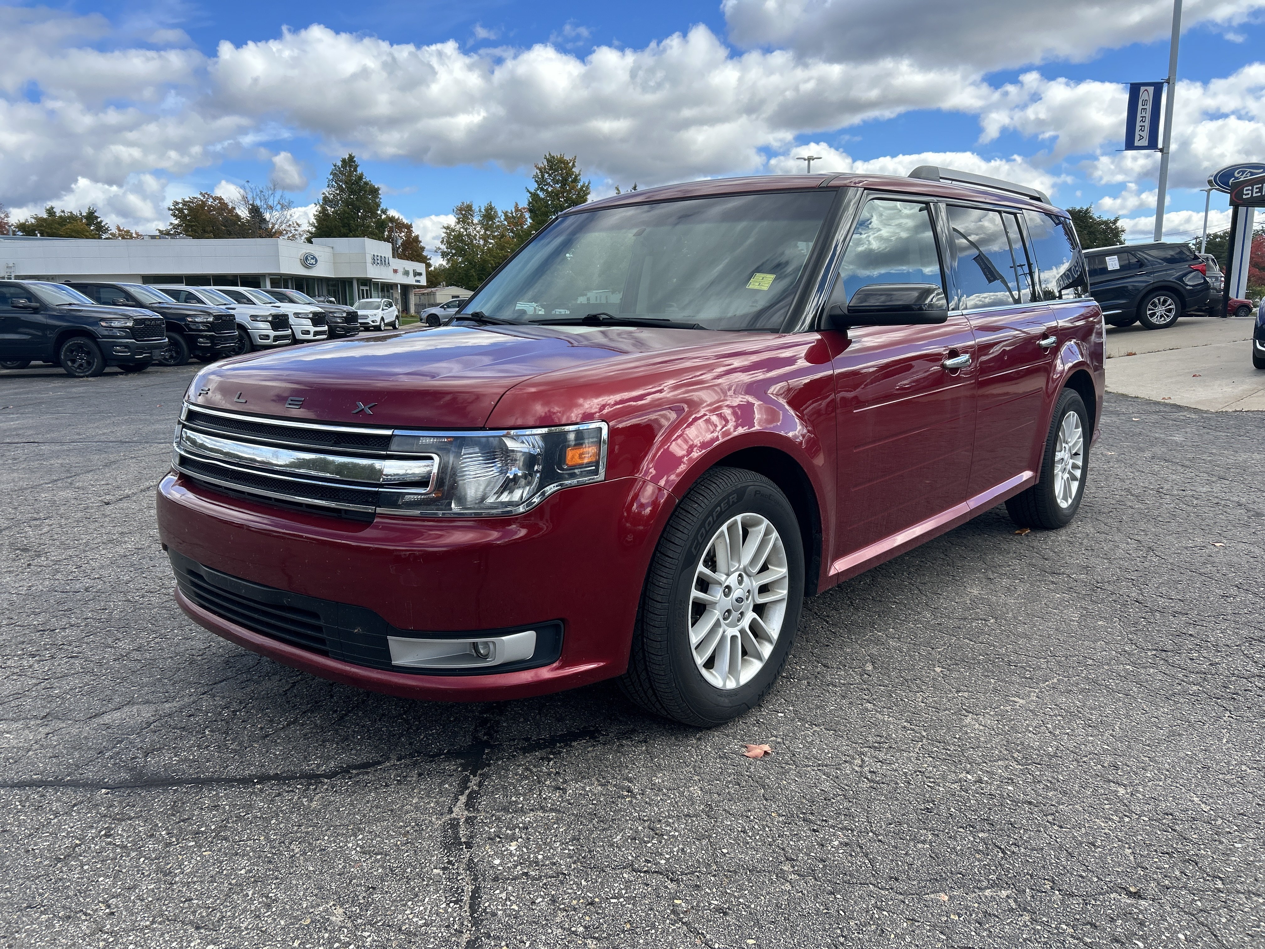 Used 2018 Ford Flex SEL w/ Equipment Group 202A AWD/4WD image 8