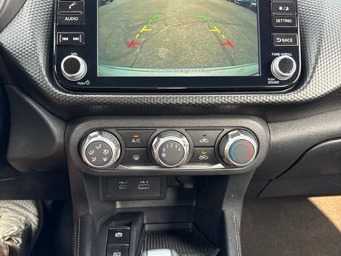 Used 2024 Nissan Kicks SV FWD image 10