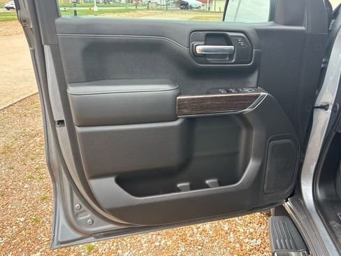 Used 2020 GMC Sierra 1500 SLE w/ SLE Value Package image 18