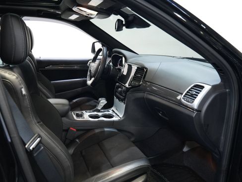 Used 2021 Jeep Grand Cherokee SRT AWD/4WD image 35