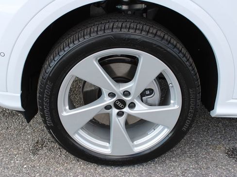 New 2025 Audi Q5 Premium Plus image 31