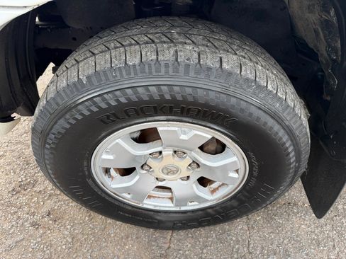 Used 2009 Toyota Tacoma PreRunner RWD image 27