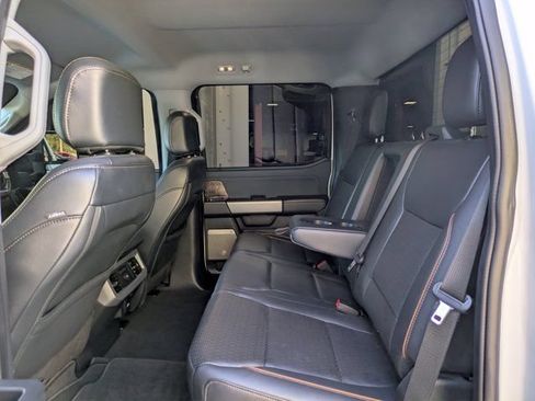 Used 2025 Ford F350 Lariat AWD/4WD image 13