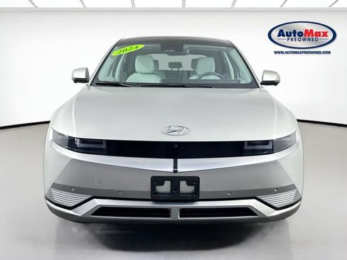 Used 2024 Hyundai Ioniq 5 Limited AWD/4WD image 2