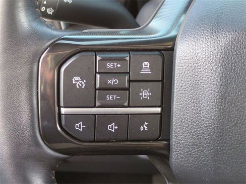 Used 2024 Ford F350 Platinum w/ FX4 Off-Road Package image 26