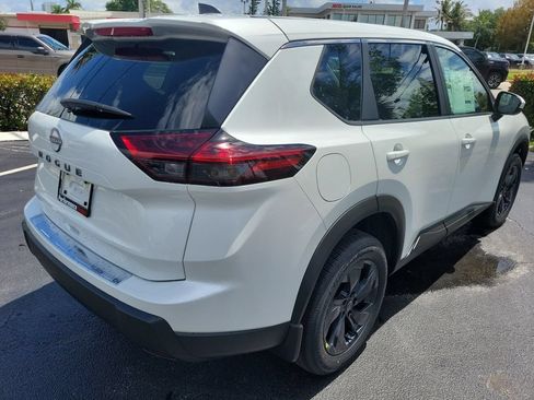 New 2026 Nissan Rogue SV FWD image 8