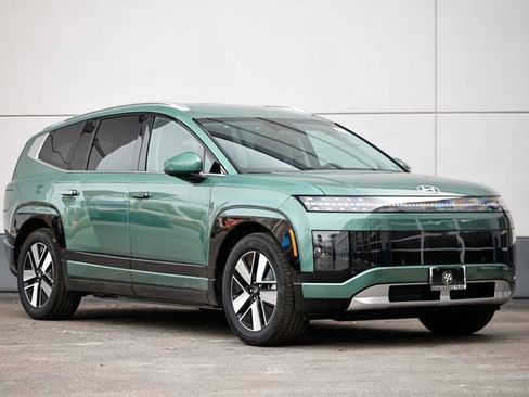 New 2026 Hyundai Ioniq 9 SEL image 1