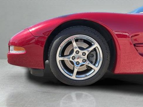 Used 2001 Chevrolet Corvette Convertible w/ Preferred Equipment Group2 image 14