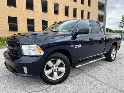 Used 2014 RAM 1500 Express AWD/4WD image 2