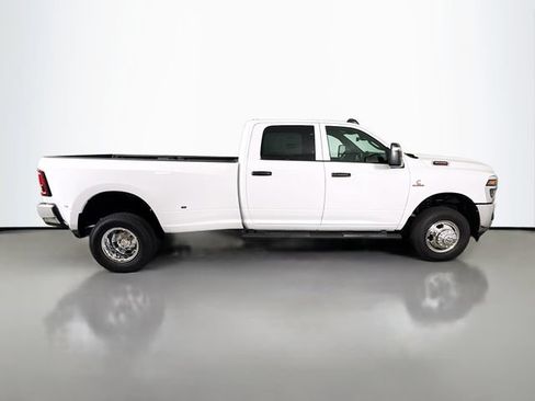 New 2026 RAM 3500 Tradesman AWD/4WD image 8
