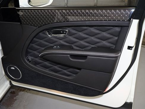Used 2018 Bentley Mulsanne Speed image 26
