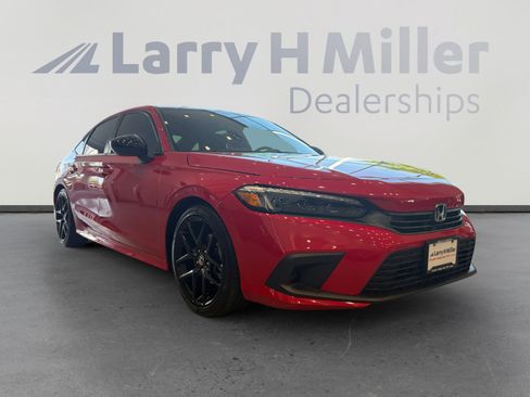 Used 2023 Honda Civic Sport image 7