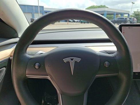 Used 2023 Tesla Model 3 Standard Range RWD image 22