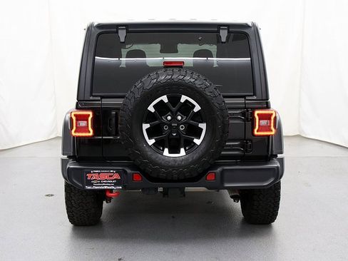 Used 2025 Jeep Wrangler Unlimited Rubicon image 6
