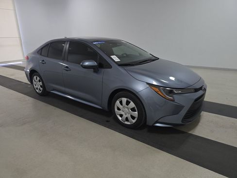 Used 2024 Toyota Corolla LE FWD image 3