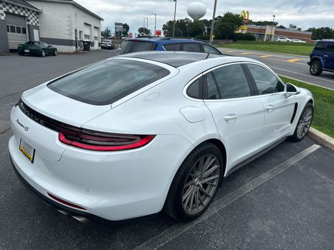 Used 2017 Porsche Panamera 4S AWD/4WD image 9