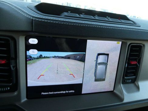 New 2026 Ford Bronco Outer Banks w/ Sasquatch Package AWD/4WD image 27