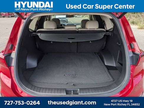 Used 2020 Hyundai Santa Fe SEL FWD image 12