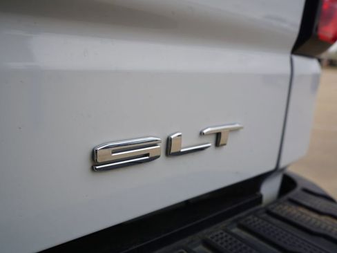Used 2025 GMC Sierra 1500 SLT AWD/4WD image 7