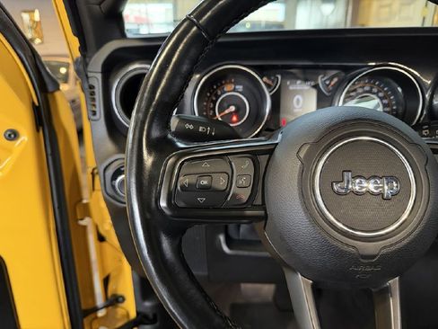 Used 2021 Jeep Wrangler Unlimited Sport AWD/4WD image 19