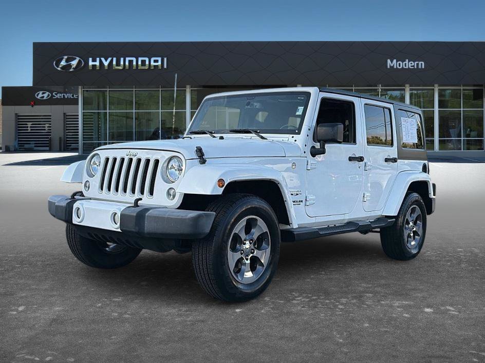 Used 2016 Jeep Wrangler Unlimited Sahara w/ Max Tow Package AWD/4WD image 1