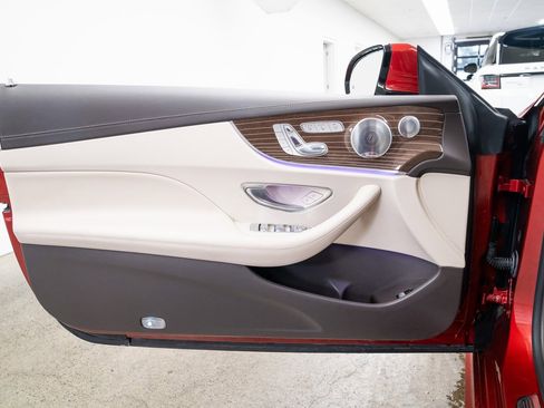 Used 2018 Mercedes-Benz E 400 E 400 image 17