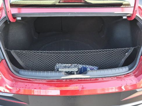 Used 2024 Hyundai Elantra SEL w/ Convenience Package image 7