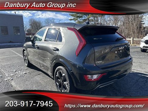 Used 2025 Kia Niro Wind w/ Wind Preserve Package FWD image 4